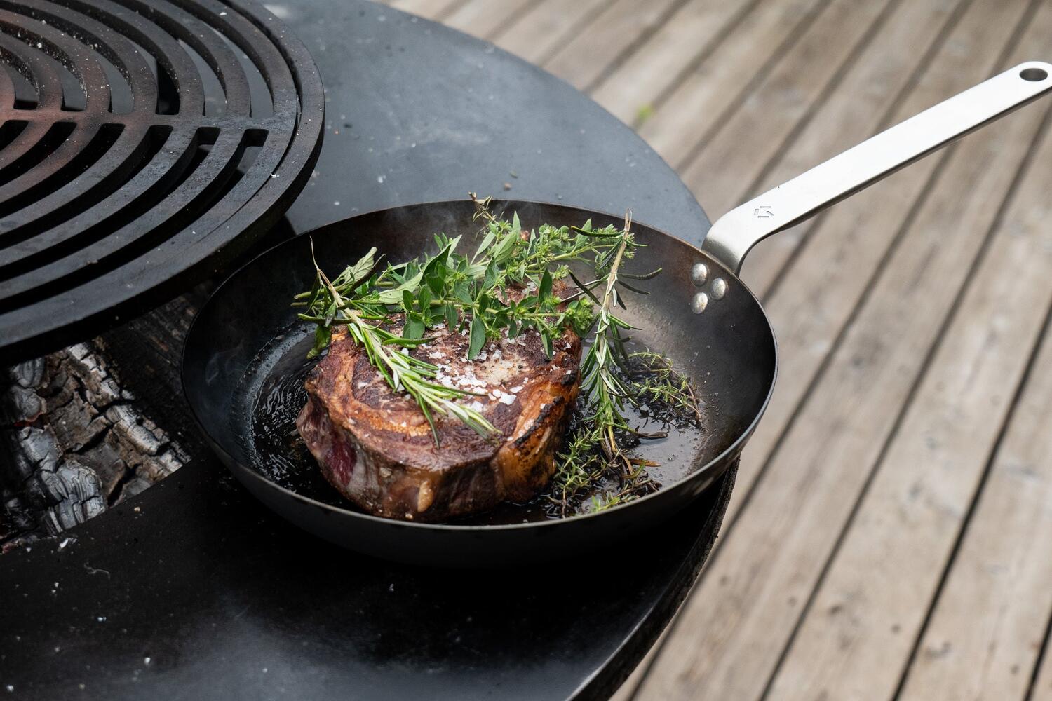 Carbonstål stegepande - Ø24 cm